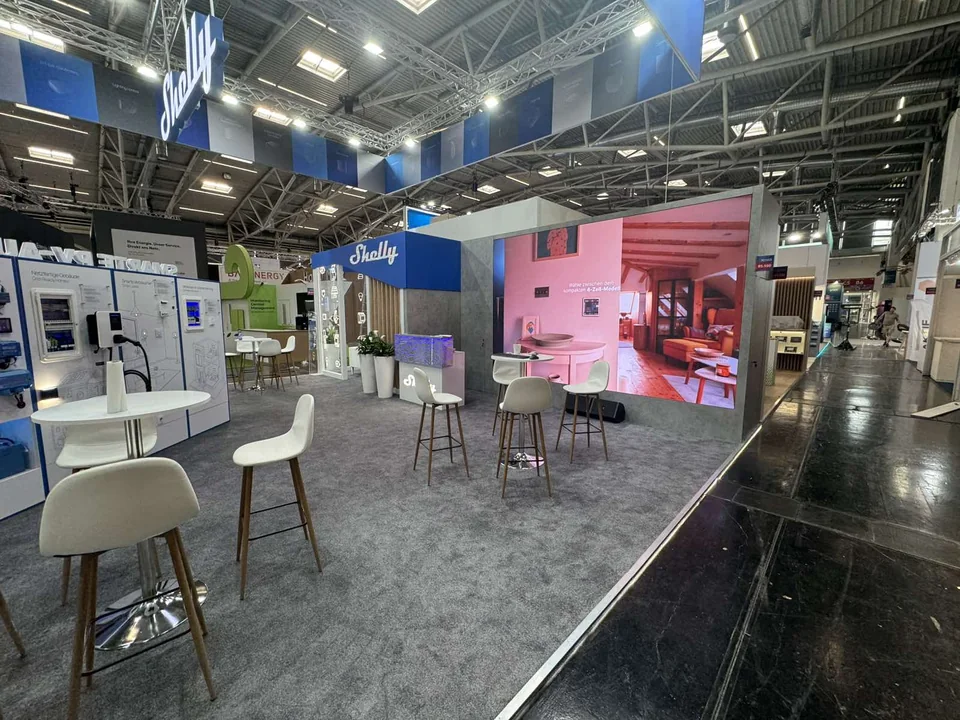 Shelly exhibition stand with integrated LED wall at Intersolar Europe 2026 in Munich
